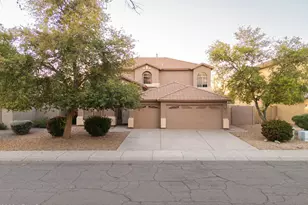 562 N Kimberlee Way, Chandler, AZ 85225 - Photo 2