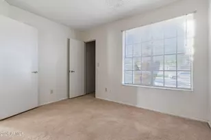 2206 W Beaubien Dr, Phoenix, AZ 85027 - Photo 32