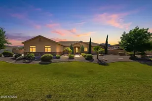 5643 W Rock Ct, San Tan Valley, AZ 85144 - Photo 2