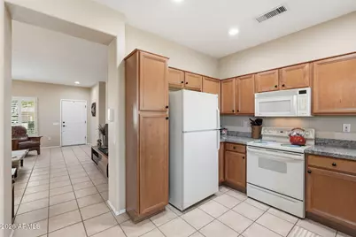 15836 W Lahlum Lane, Surprise, AZ 85374 - Photo 8