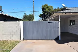 8302 E Indianola Ave, Scottsdale, AZ 85251 - Photo 4