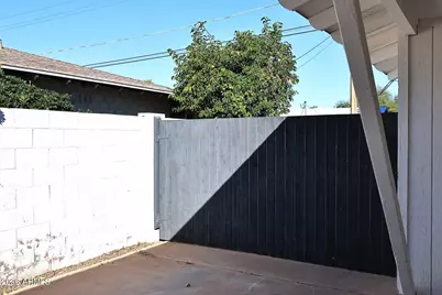 8302 E Indianola Avenue, Scottsdale, AZ 85251 - Photo 6