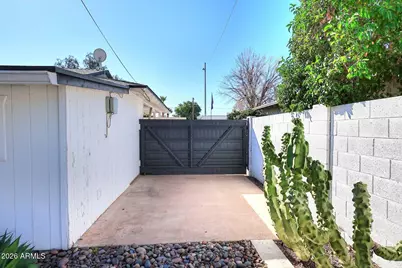 8302 E Indianola Avenue, Scottsdale, AZ 85251 - Photo 40