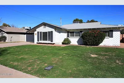 8302 E Indianola Avenue, Scottsdale, AZ 85251 - Photo 2