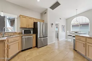 26421 S Howard Dr, Sun Lakes, AZ 85248 - Photo 12