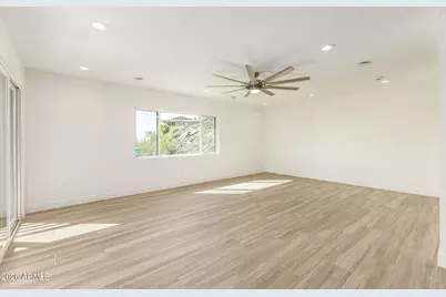 1402 E Las Palmaritas Drive, Phoenix, AZ 85020 - Photo 6