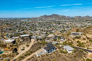 1402 E Las Palmaritas Dr, Phoenix, AZ 85020 - Photo 70