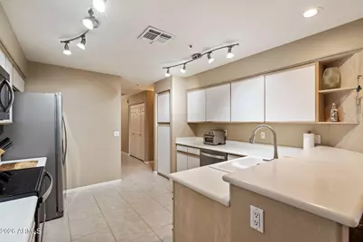 7700 E Gainey Ranch Road E #217, Scottsdale, AZ 85258 - Photo 16