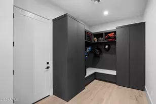 8520 E Cactus Wren Rd, Scottsdale, AZ 85250 - Photo 20