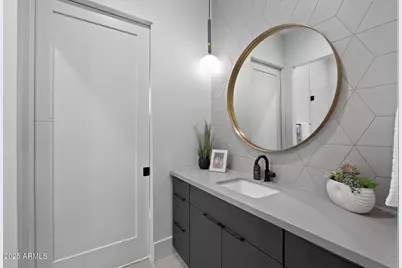 8520 E Cactus Wren Road, Scottsdale, AZ 85250 - Photo 30