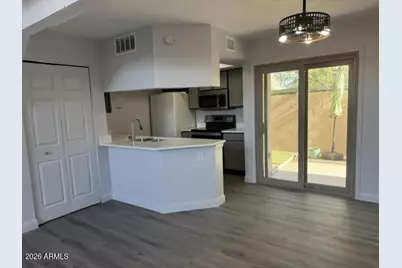 4240 N Longview Avenue #9, Phoenix, AZ 85014 - Photo 6