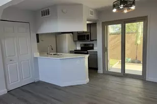 4240 N Longview Ave, Phoenix, AZ 85014 - Photo 6