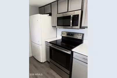 4240 N Longview Avenue #9, Phoenix, AZ 85014 - Photo 4