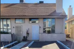 4240 N Longview Ave, Phoenix, AZ 85014 - Photo 1