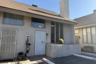 4240 N Longview Ave, Phoenix, AZ 85014 - Photo 12