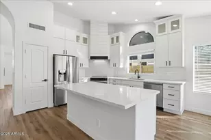 3743 W Shannon St, Chandler, AZ 85226 - Photo 12