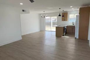 925 E 7th Dr, Mesa, AZ 85204 - Photo 2