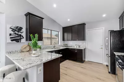 1343 W San Carlos Place, Chandler, AZ 85248 - Photo 12