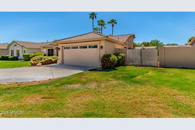 1343 W San Carlos Place, Chandler, AZ 85248 - Photo 2