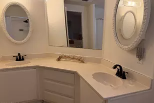 11811 N 19th Ave, Phoenix, AZ 85029 - Photo 10