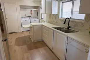 11811 N 19th Ave, Phoenix, AZ 85029 - Photo 6