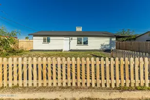 9215 S 7th Ave, Phoenix, AZ 85041 - Photo 1