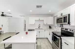 9215 S 7th Ave, Phoenix, AZ 85041 - Photo 8