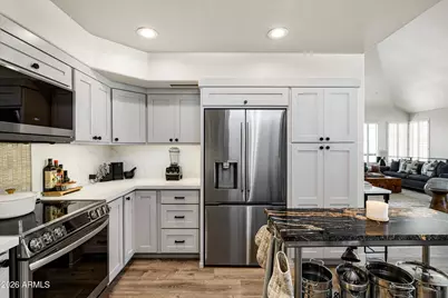 7400 E Gainey Club Drive #208, Scottsdale, AZ 85258 - Photo 10