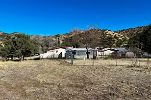 104d Locklin Ave, Bisbee, AZ 85603 - Photo 38