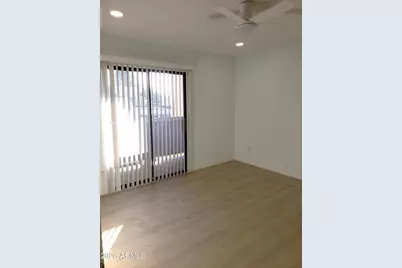 5757 W Eugie Avenue #Unit 2122, Glendale, AZ 85304 - Photo 12