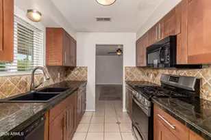 1887 E Palmcroft Dr, Tempe, AZ 85282 - Photo 10