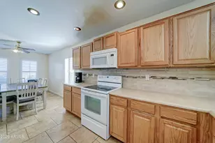 6248 S 16th Dr, Phoenix, AZ 85041 - Photo 22
