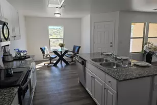 65 Cottonwood Ln, Wickenburg, AZ 85390 - Photo 10