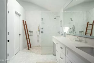 9993 E Fanfol Dr, Scottsdale, AZ 85258 - Photo 16