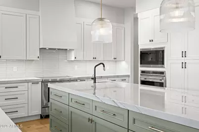 4030 N 54th Place, Phoenix, AZ 85018 - Photo 12