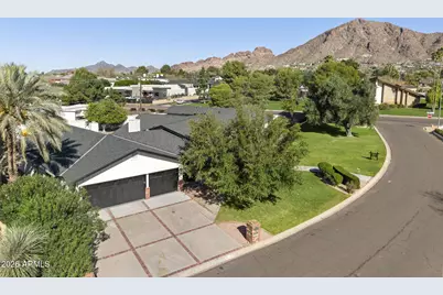 4030 N 54th Place, Phoenix, AZ 85018 - Photo 2