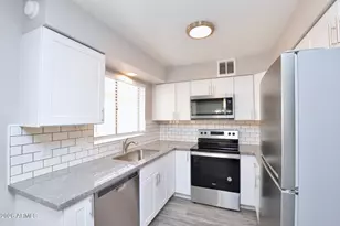 645 N Arrowhead Dr, Chandler, AZ 85224 - Photo 4