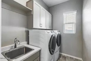 2661 S Olympic Dr, Gilbert, AZ 85295 - Photo 30