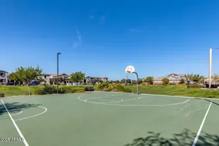 2661 S Olympic Dr, Gilbert, AZ 85295 - Photo 54