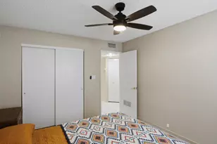 1832 N 52nd St, Phoenix, AZ 85008 - Photo 14