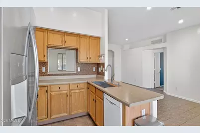 7520 W Southgate Avenue, Phoenix, AZ 85043 - Photo 20