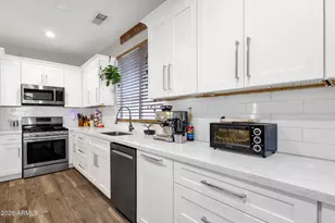 3892 E Ironhorse Rd, Gilbert, AZ 85297 - Photo 6