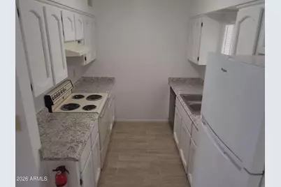 12643 N 113th Avenue #Apt 2, Youngtown, AZ 85363 - Photo 6