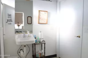 7487 E Larkspur Ln, Hereford, AZ 85615 - Photo 12