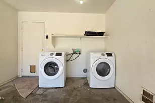 12742 W Palm Ln, Avondale, AZ 85392 - Photo 24