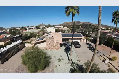 4934 W Fallen Leaf Lane, Glendale, AZ 85310 - Photo 2