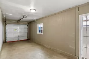 4436 N 37th Ave, Phoenix, AZ 85019 - Photo 18