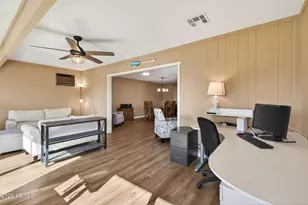 10137 W Mountain View Rd, Sun City, AZ 85351 - Photo 12