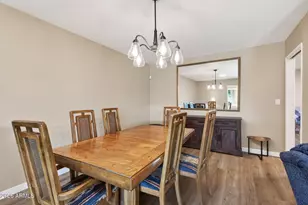 10137 W Mountain View Rd, Sun City, AZ 85351 - Photo 16