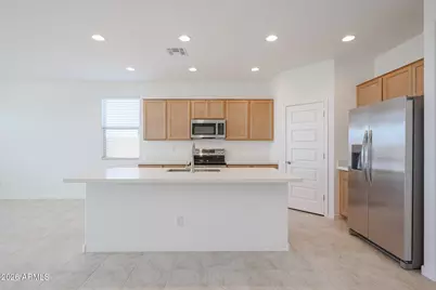 26161 N 170th Avenue, Surprise, AZ 85387 - Photo 2